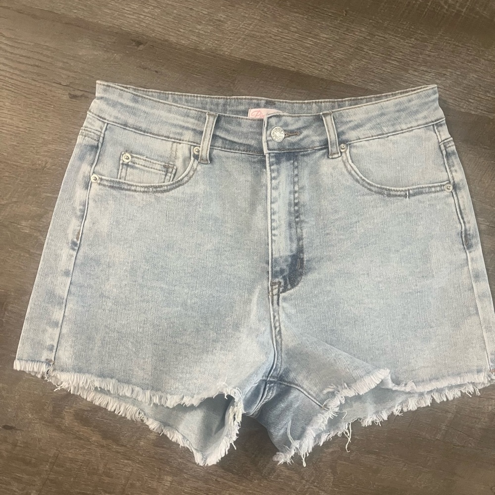 Pink Lily Light Wash Jean Shorts